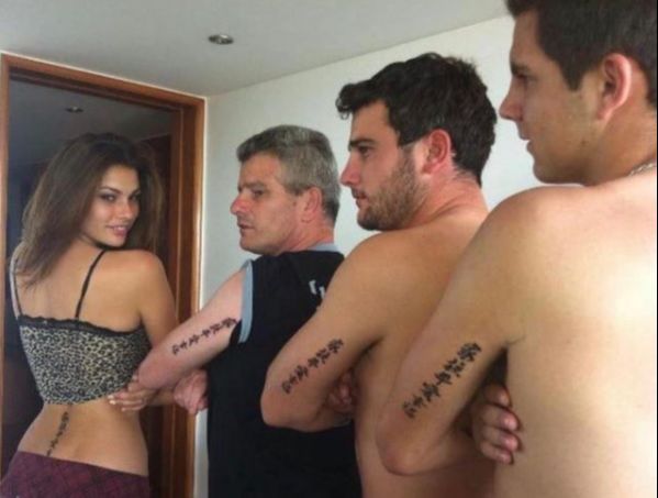 Dayane Mello com o pai e os irmãos (Foto: Reprodução/Instagram)