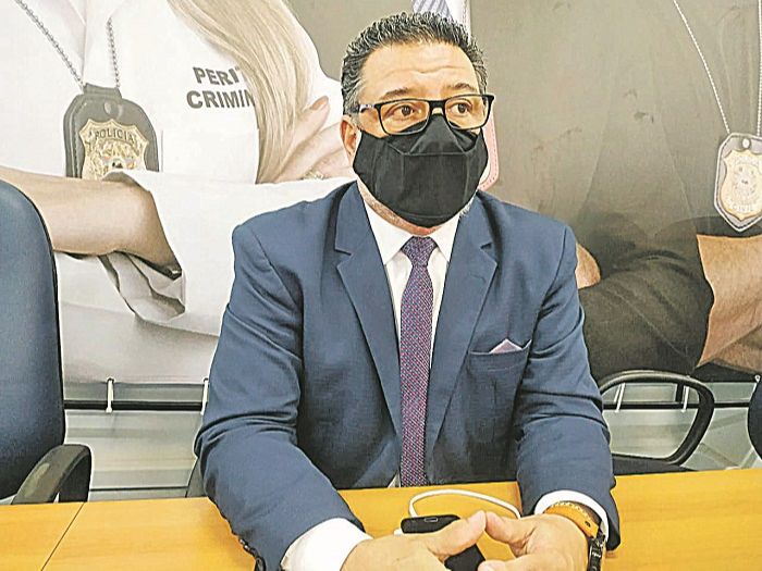 Delegado-geral, José Arruda diz que buscar o máximo de informações nas primeiras 24 horas ajuda a elucidar crimes (Foto: Kananda Natielly)