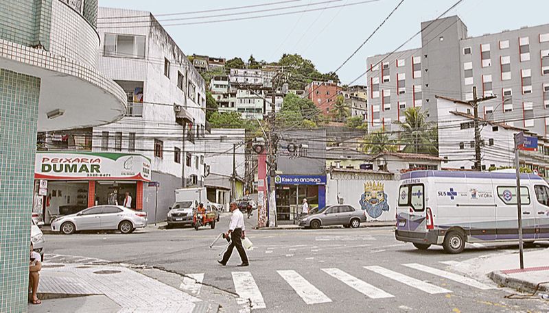 Entrada do Morro da Garrafa, próximo ao PA da Praia do Suá, em Vitória, onde policial teria sido abordado (Foto: Kadidja Fernandes / AT)