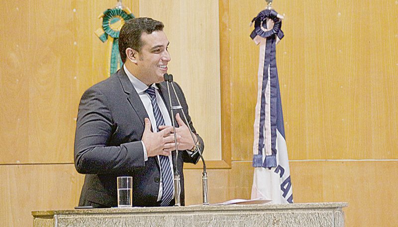 Erick Musso agradeceu ao governador e o elogiou, chamando-o de “líder incansável na crise que enfrentamos” (Foto: Leonardo Duarte)