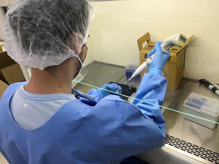Caso suspeito de infecção pela cepa indiana é investigado no Estado (Foto: Divulgação / Sesa)