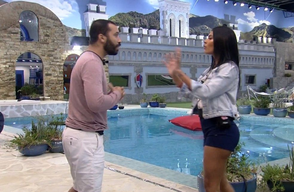Gilberto e Pocah brigaram no BBB 21 (Foto: Reprodução/TV Globo)