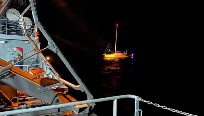 Apreensão foi realizada em um veleiro (Foto: Divulgação / Marinha do Brasil)