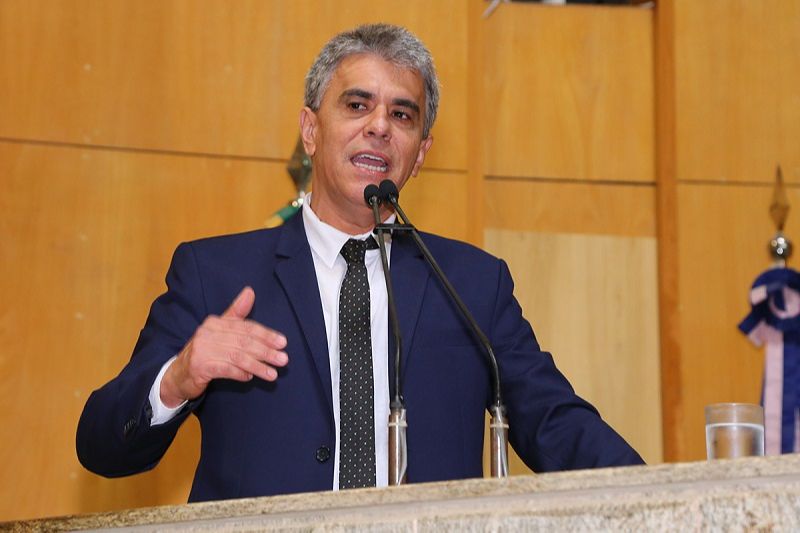 O deputado Hudson Leal relatou sequestro sofrido pelo vereador, além de ameaças ao filho, para forçar a renúncia ao cargo (Foto: Divulgação/Ales)