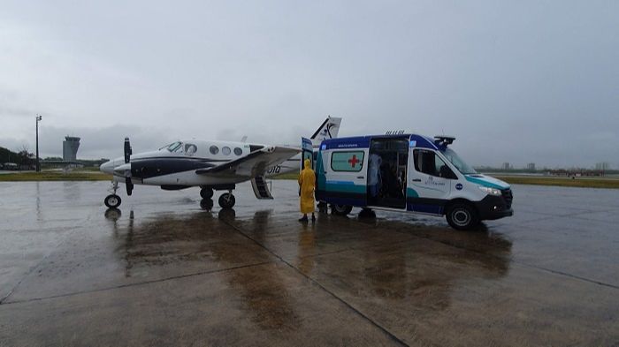 O avião chegou ao Aeroporto Eurico de Aguiar Salles, em Vitória por volta das 14 horas (Foto: Helio Filho/Secom ES)
