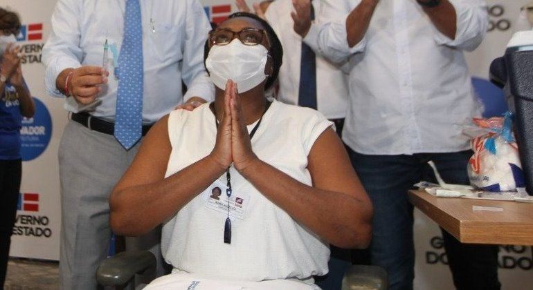 A enfermeira Maria Angélica de Carvalho Sobrinho, 53 anos (Foto: Divulgação/ Governo da Bahia)