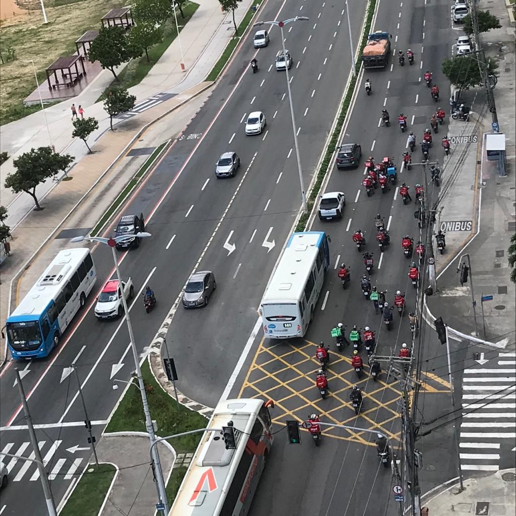 Motoboys fazem protesto contra o preço da gasolina (Foto: Divulgação)