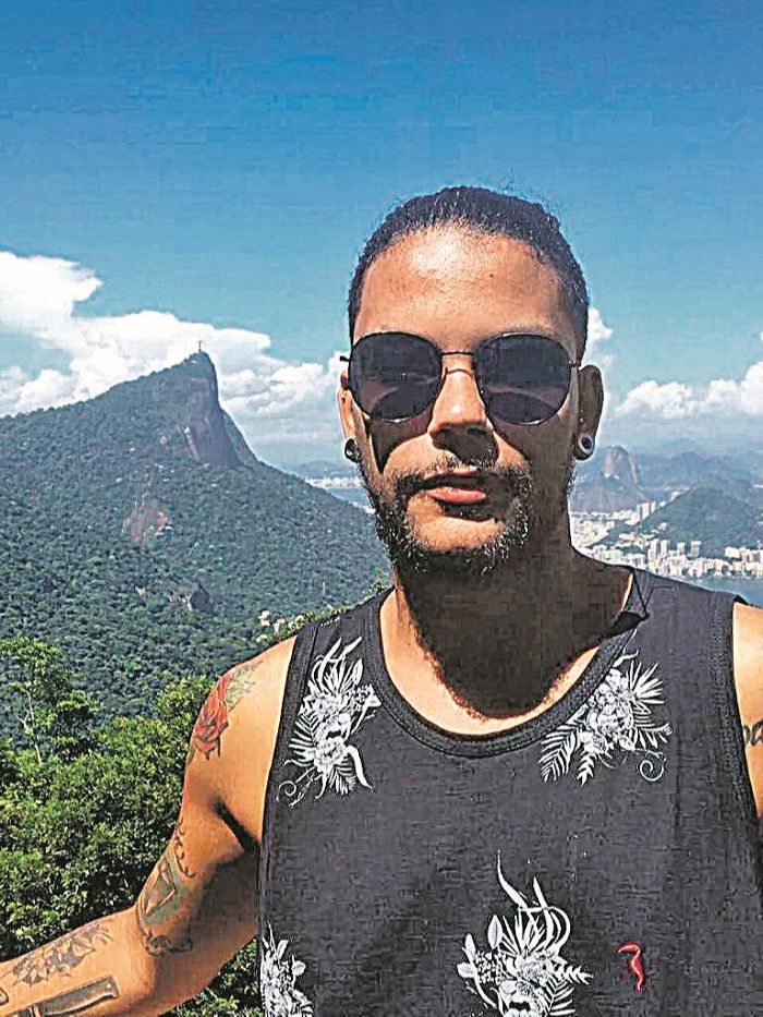 O educador físico Rafael Perez, 24, na adolescência, comparava seu físico ao de seus ídolos do futebol. (Foto: Acervo pessoal )