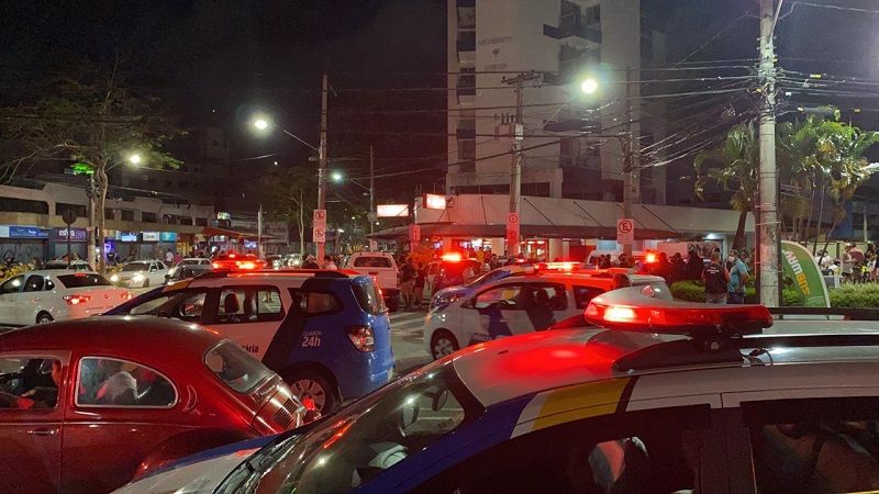 Ação integrada impede festa clandestina na rua da Lama, em Jardim da Penha (Foto: Divulgação/Sesp)