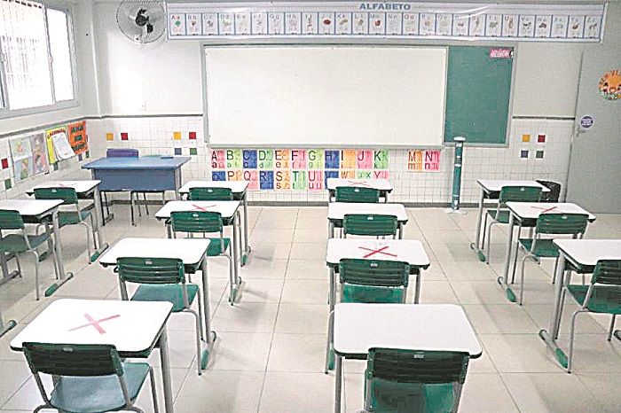 Sala de aula: expectativa do retorno presencial na próxima semana (Foto: Prefeitura de Viana/Divulgação)