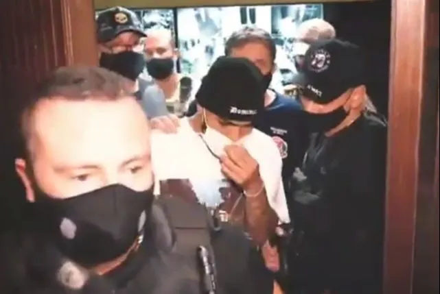 Gabigol foi flagrado em um cassino em São Paulo.