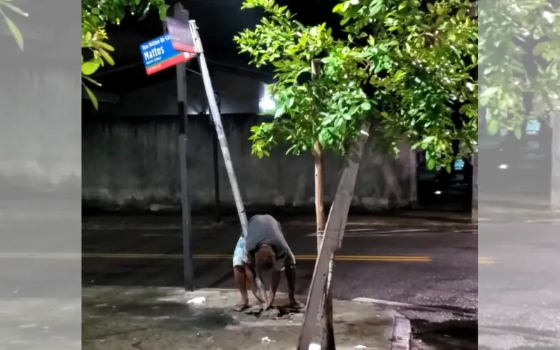 Imagem ilustrativa da imagem Homem rouba placa com nome de rua e é preso em Vitória