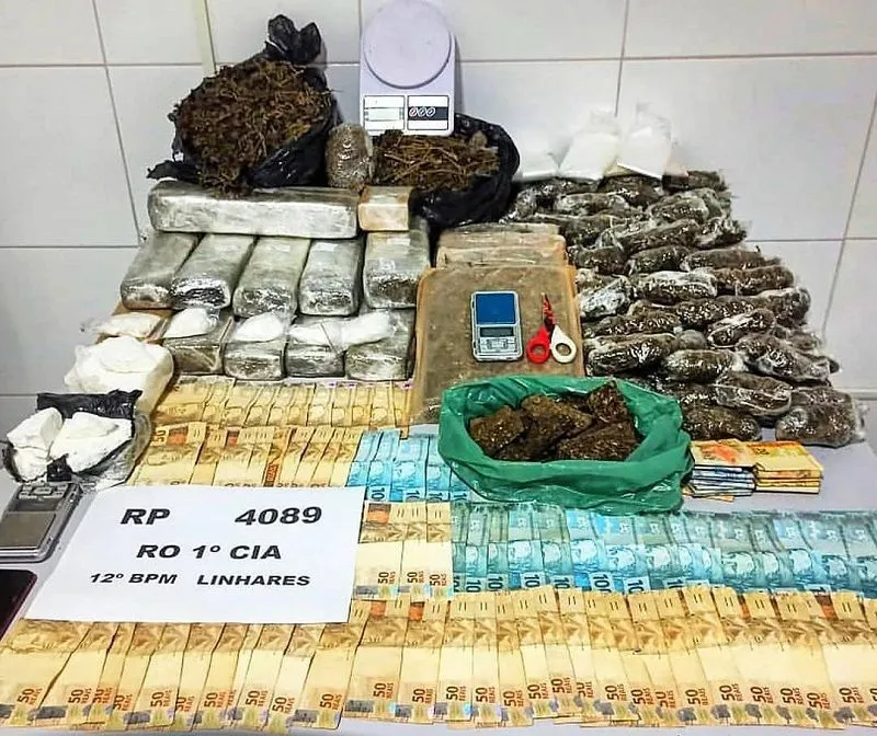 Imagem ilustrativa da imagem Homem é preso com quase 20 quilos de droga dentro de casa em Linhares