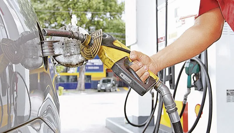 Imagem ilustrativa da imagem Petrobras anuncia reajustes na gasolina, no diesel e no gás de cozinha