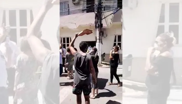 Imagem ilustrativa da imagem Comerciantes de Piúma contra a quarentena protestam em frente à prefeitura