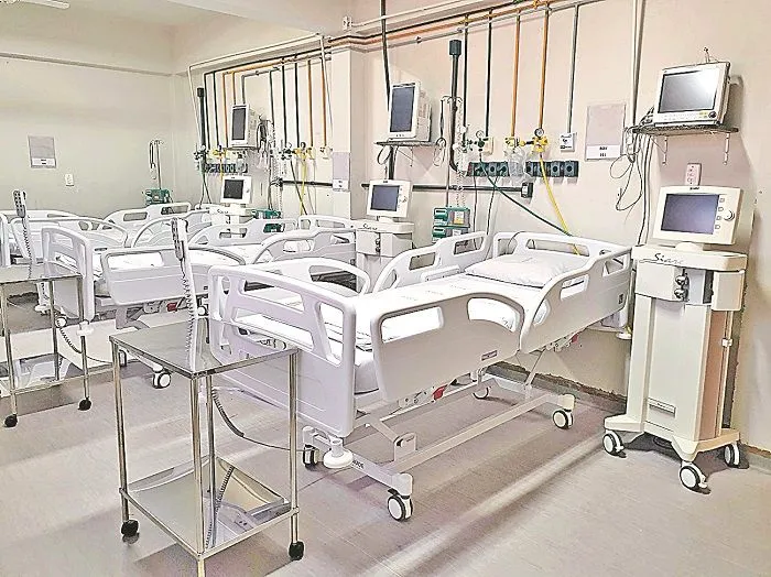 Imagem ilustrativa da imagem Com disparada de casos e internações por Covid, Rio volta a abrir leitos de UTI