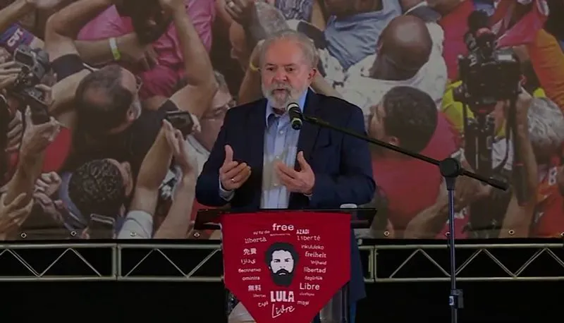 Imagem ilustrativa da imagem "Fui vítima da maior mentira jurídica contada em 500 anos de história", diz Lula