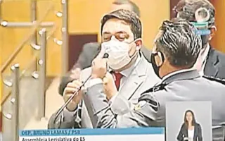 Imagem ilustrativa da imagem Por pouco plenário não vira ringue