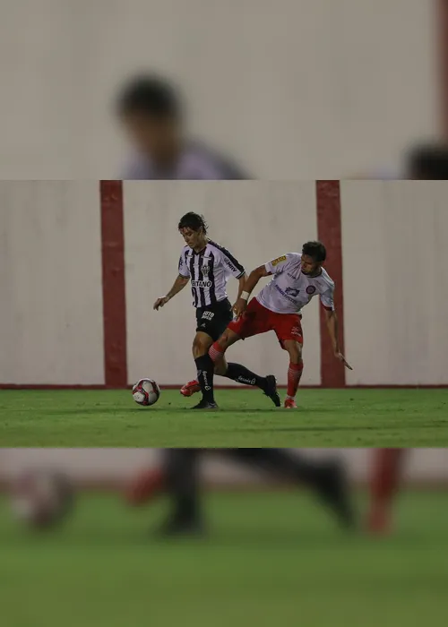 Imagem ilustrativa da imagem De virada, Atlético vence o Tombense, ganha a segunda e lidera o Mineiro
