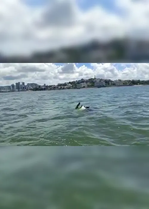 Imagem ilustrativa da imagem Barco de pesca afunda na Baía de Vitória e Marinha abre investigação