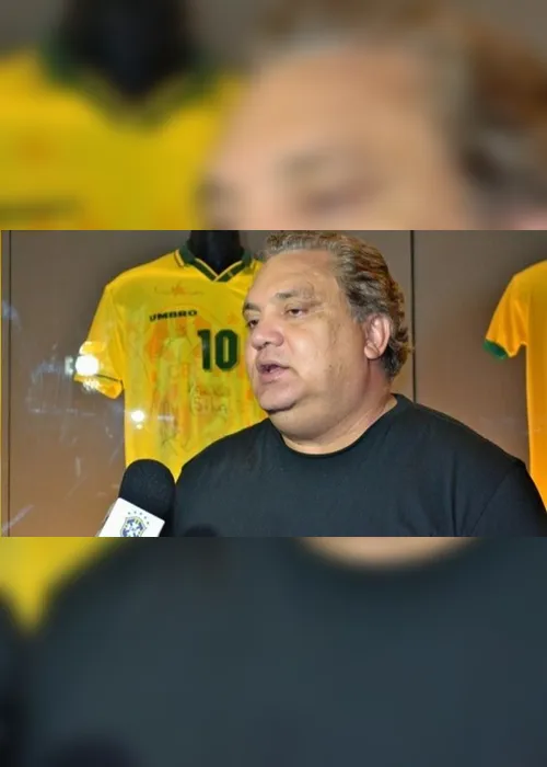 Imagem ilustrativa da imagem Branco, lateral campeão mundial, está internado com covid