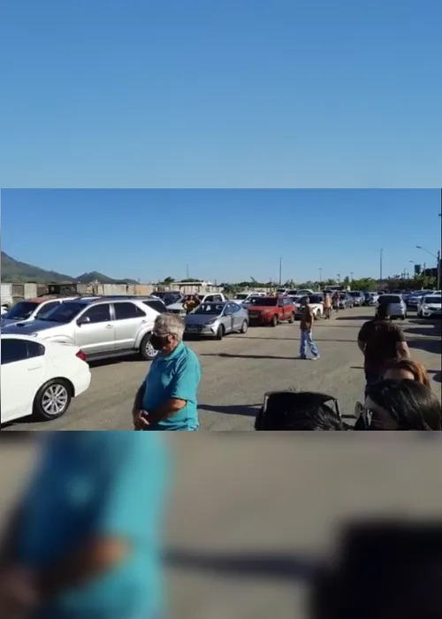 Imagem ilustrativa da imagem Comerciantes fazem carreata contra o lockdown na Serra