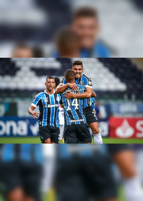 Imagem ilustrativa da imagem Grêmio decide na primeira etapa e goleia Ayacucho na pré-Libertadores