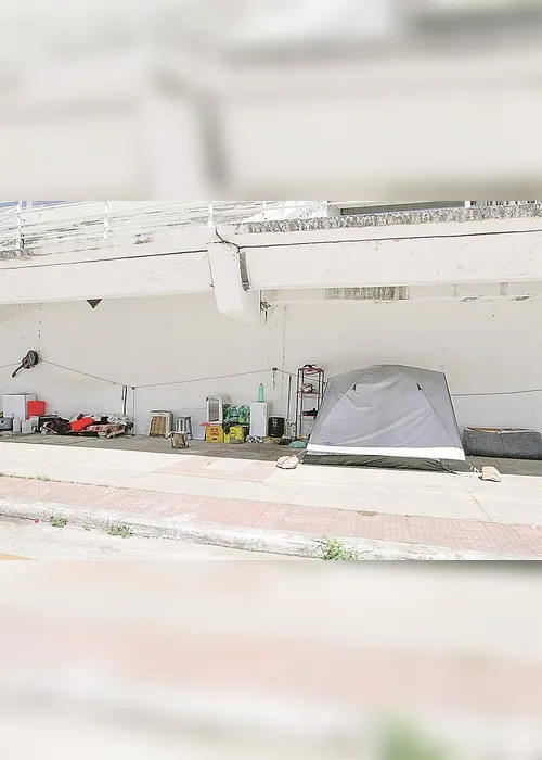 Imagem ilustrativa da imagem Moradores de rua ocupam o Sambão do Povo