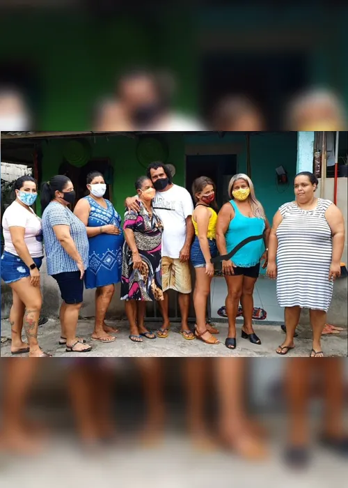 Imagem ilustrativa da imagem Após 40 anos, filhos reencontram a mãe com ajuda das redes sociais