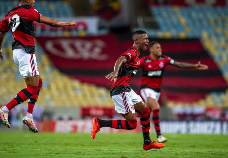Flamengo estreou com vitória no Campeonato Carioca