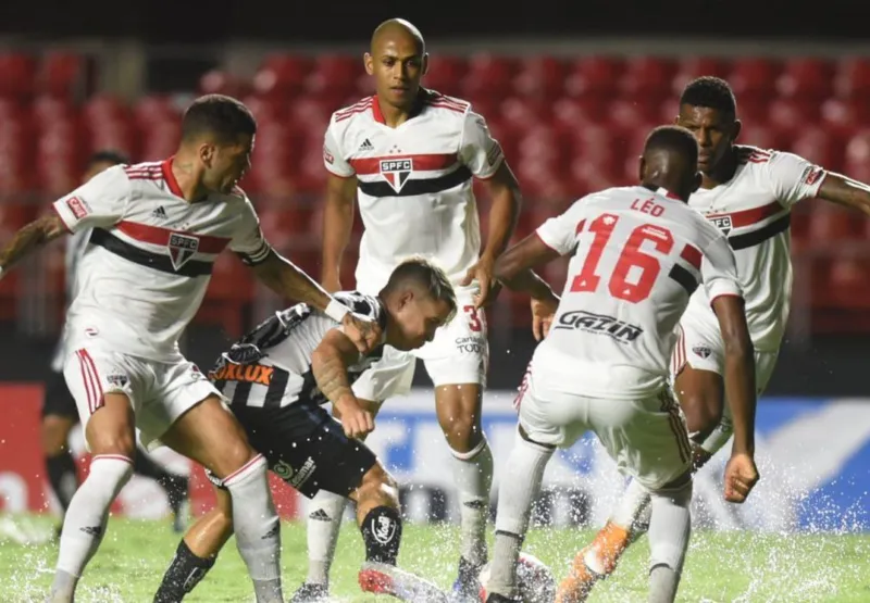 O São Paulo ganhou o Santos de goleada