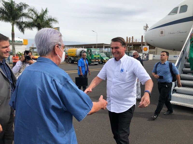 Bolsonaro é recebido pelo prefeito de Uberlândia Odelmo Leão (PP) . (Foto: Reprodução/Facebook/Odelmo Leão)