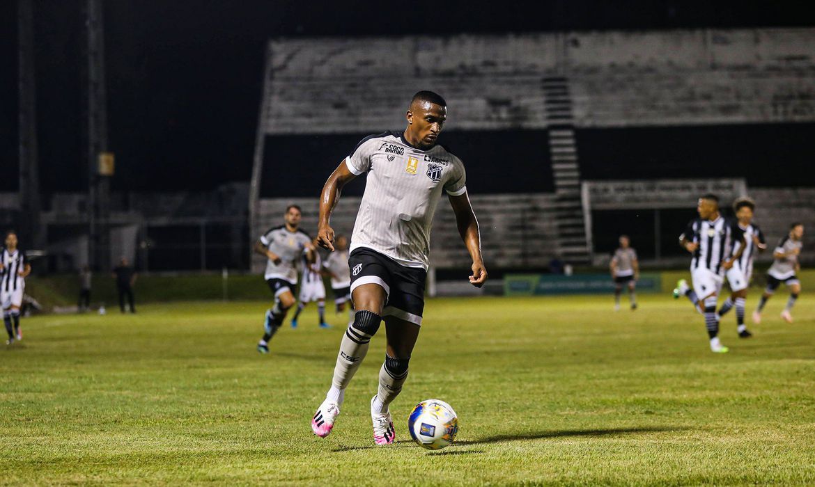 Saulo empatou a partida contra o ABC (Foto: Felipe Santos/ Ceará SC/ Divulgação)