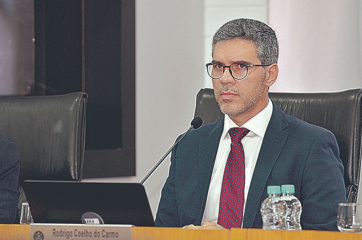 Conselheiro Rodrigo Coelho disse que manifestação técnica será encaminhada para a Assembleia e as câmaras (Foto: TCE/ Divulgação )