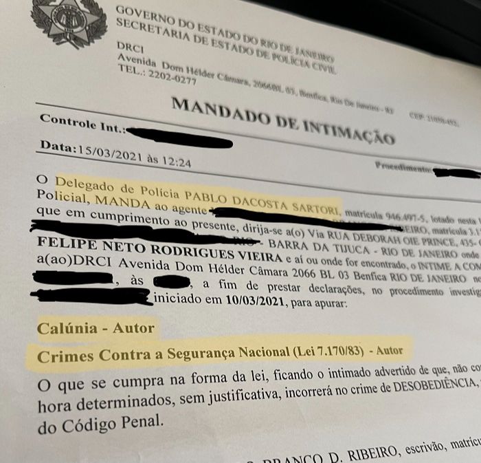 Youtuber postou em uma rede social foto da intimação (Foto: Reprodução Twitter @felipeneto)