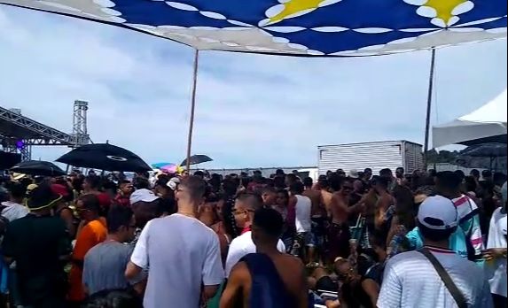 Festa clandestina em Viana (Foto: Reprodução de vídeo)