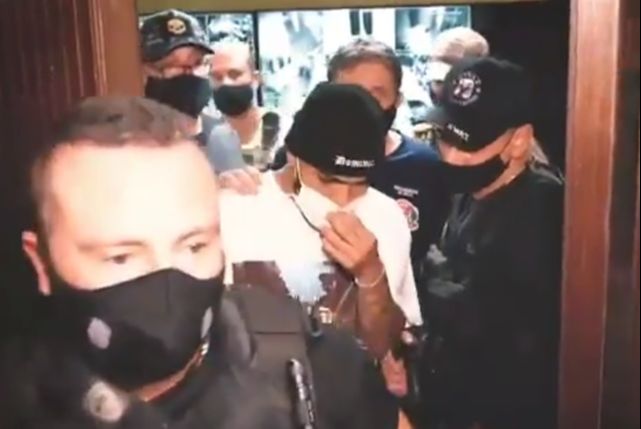 Gabigol foi flagrado em um cassino em São Paulo. (Foto: Reprodução vídeo/Twitter)