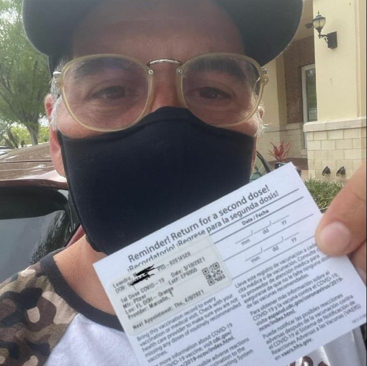Leandro Hassun toma vacina contra covid nos EUA (Foto: Reprodução/Instagram)
