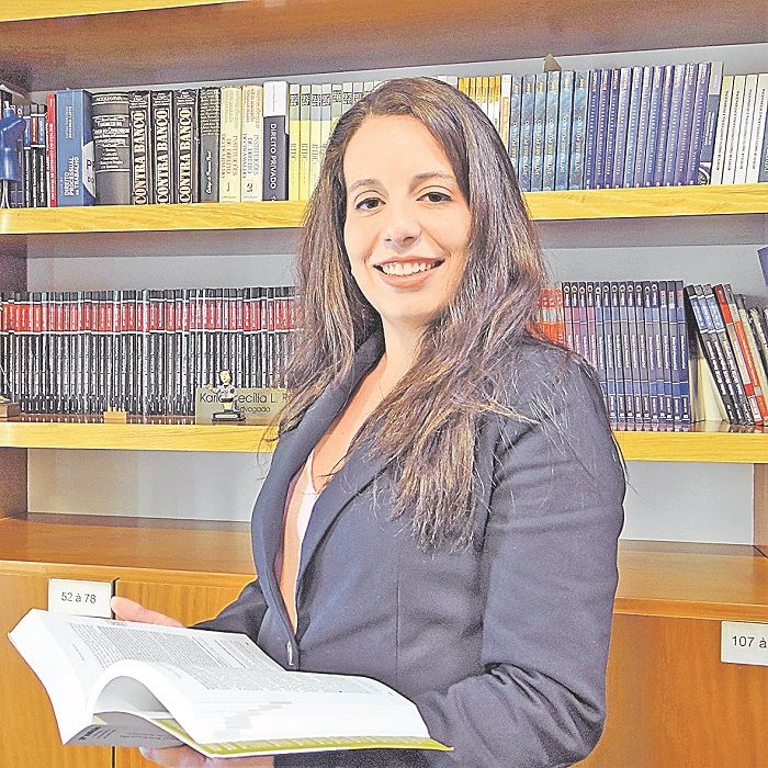 Luiza: contato com instituição (Foto: Divulgação)