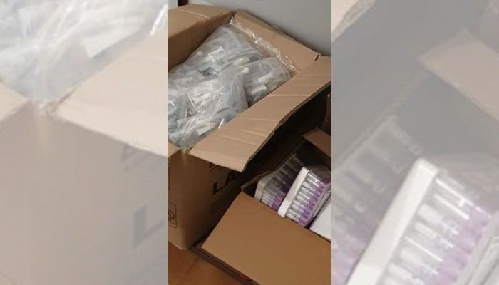 Caixas com frascos (Foto: Divulgação Polícia Federal)