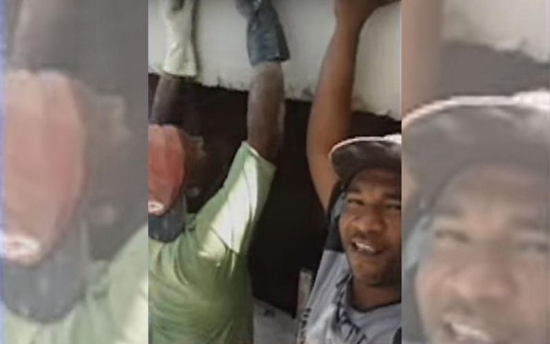 Pouco antes da queda, os dois filmaram um vídeo enquanto trabalhavam. Nas imagens, as vítimas apareciam sem Equipamentos de Proteção Individual (EPIs) (Foto: Reprodução)