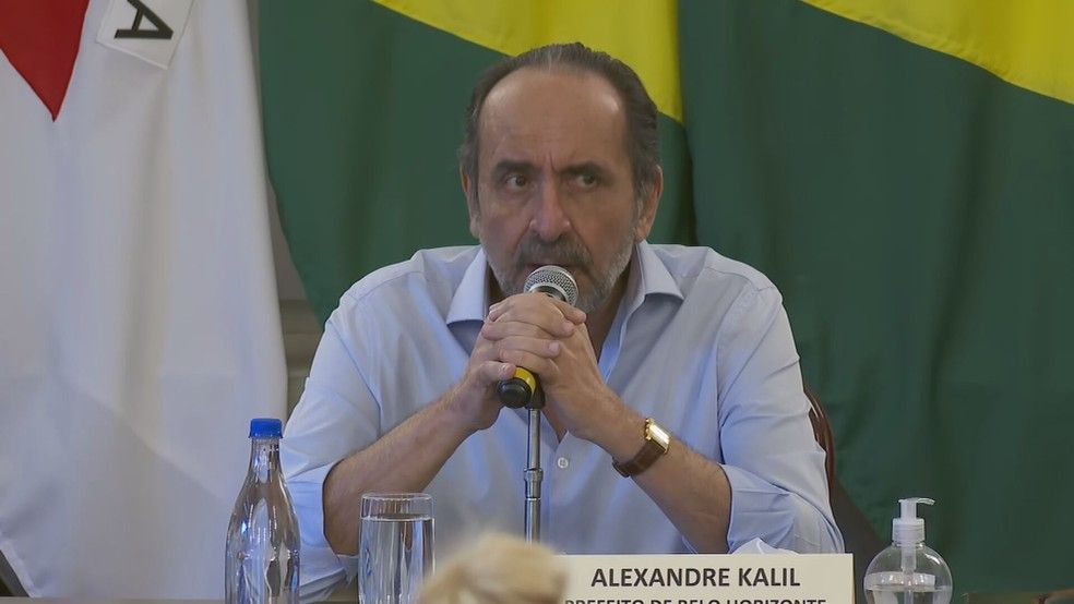 Alexandre Kalil, prefeito de Belo Horizonte, anunciou novo fechamento do comércio não essencial (Foto: Reprodução/TV)