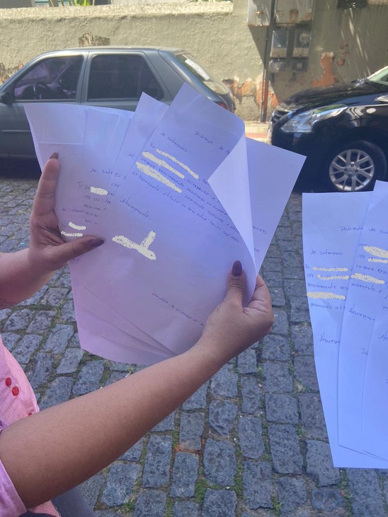Profissionais precisam entregar carta escrita à mão no sindicato (Foto: Divulgação)