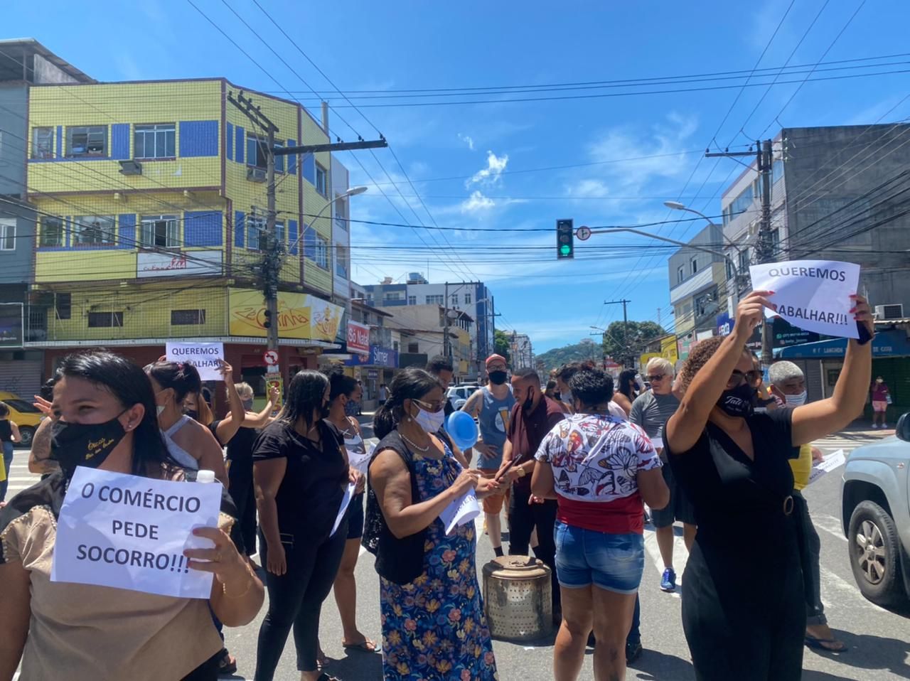 Protesto de comerciantes na Glória (Foto: Kadidja Fernandes/ AT/ 18/03/21)