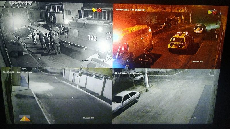 Câmeras de segurança registraram o socorro às vítimas (Foto: Divulgação)