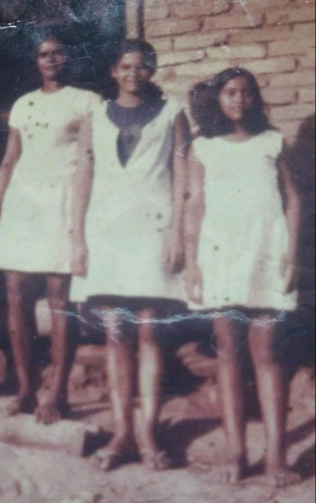Única lembrança que os filhos tinham da mãe. Maria Ferreira no meio (Foto: Acervo Pessoal)
