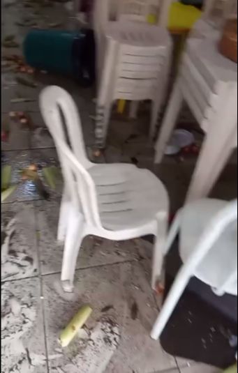 Local ficou alagado durante chuva em Vila Velha (Foto: Reprodução/ Instagram @almocosolidario_vv)