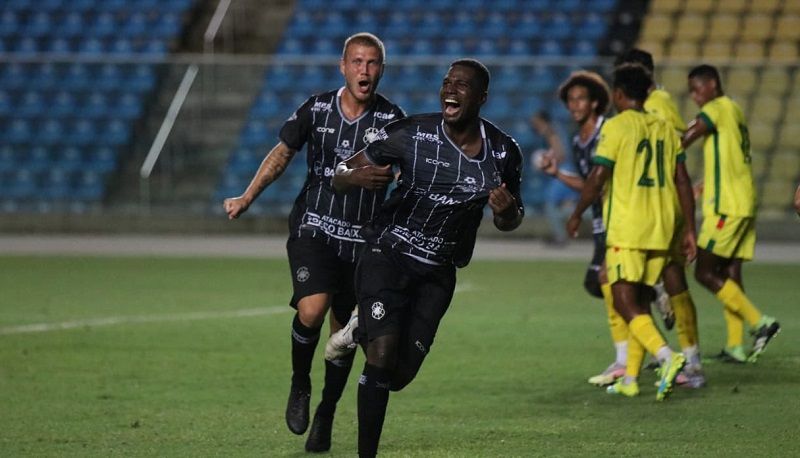 A equipe capixaba venceu o Sampaio Corrêa por 2 a 1 e passou para a segunda fase do torneio nacional (Foto: Divulgação/ Twitter)