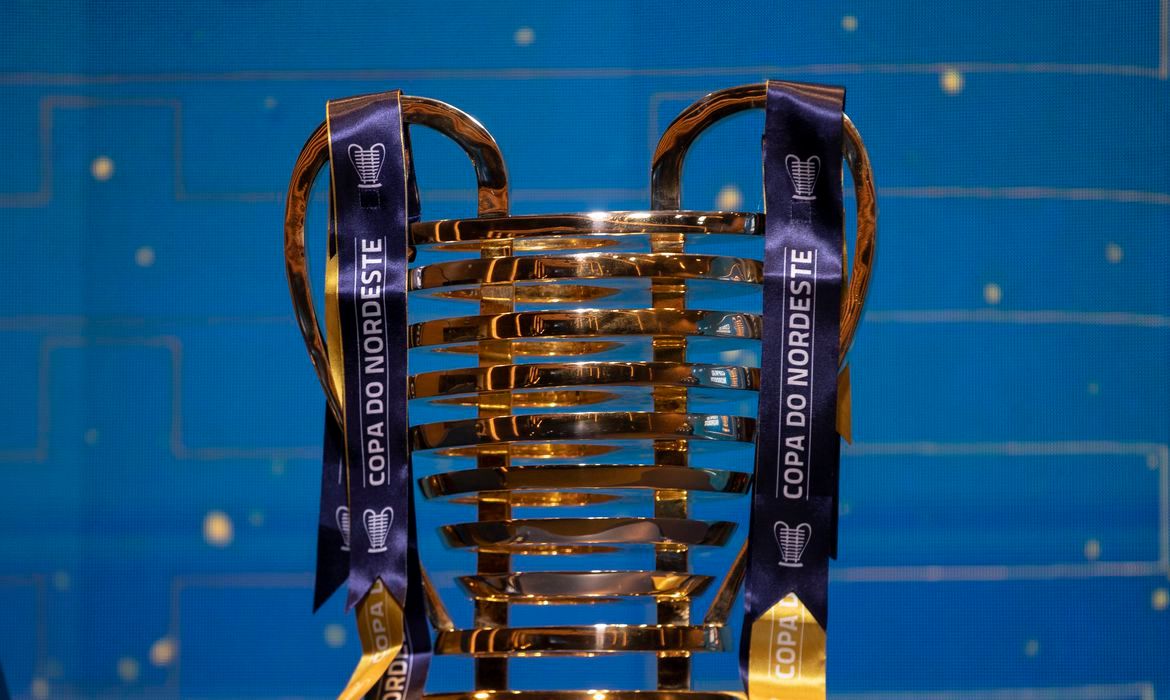 Taça da Copa do Nordeste (Foto: Thaís Magalhães/ CBF/ Divulgação)