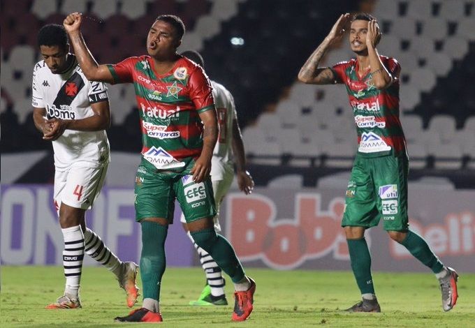 Vasco perdeu para a Portuguesa na estreia do Cariocão (Foto: Nathan Diniz / Reprodução Twitter)
